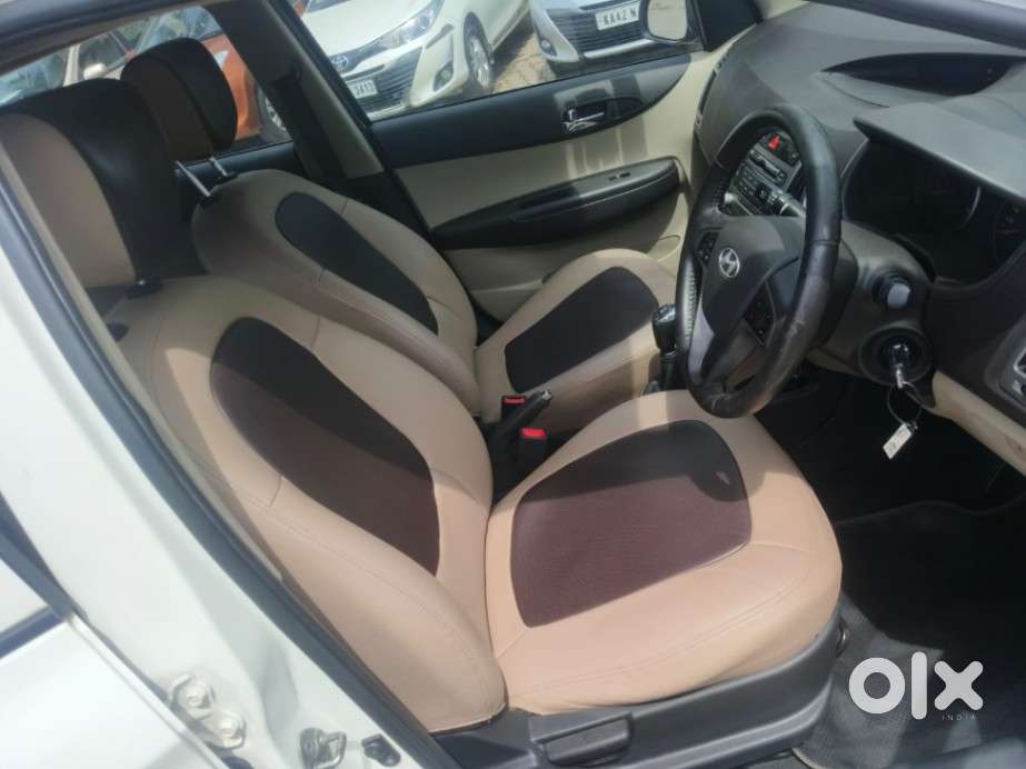 Hyundai I20 Sportz 1.4 Crdi, 2014, Diesel