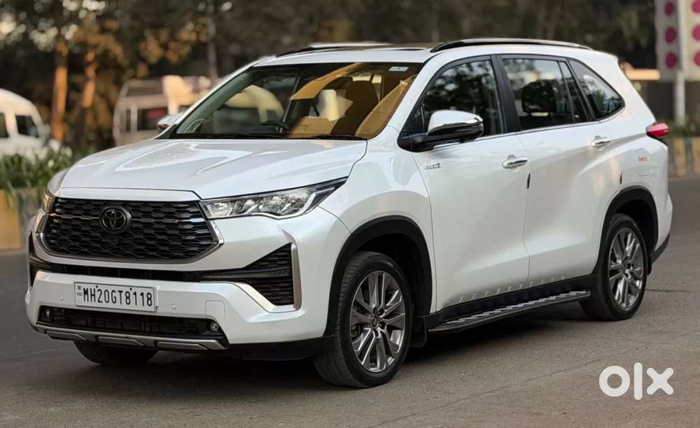 Toyota Innova Hycross 2.0 Zx (o) Hybrid 7 Str, 2024, Petrol