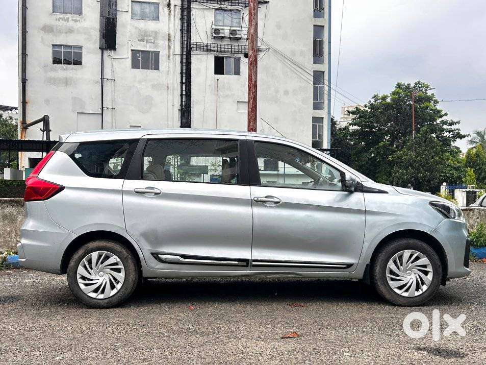 Maruti Suzuki Ertiga Vxi Shvs, 2023, Petrol