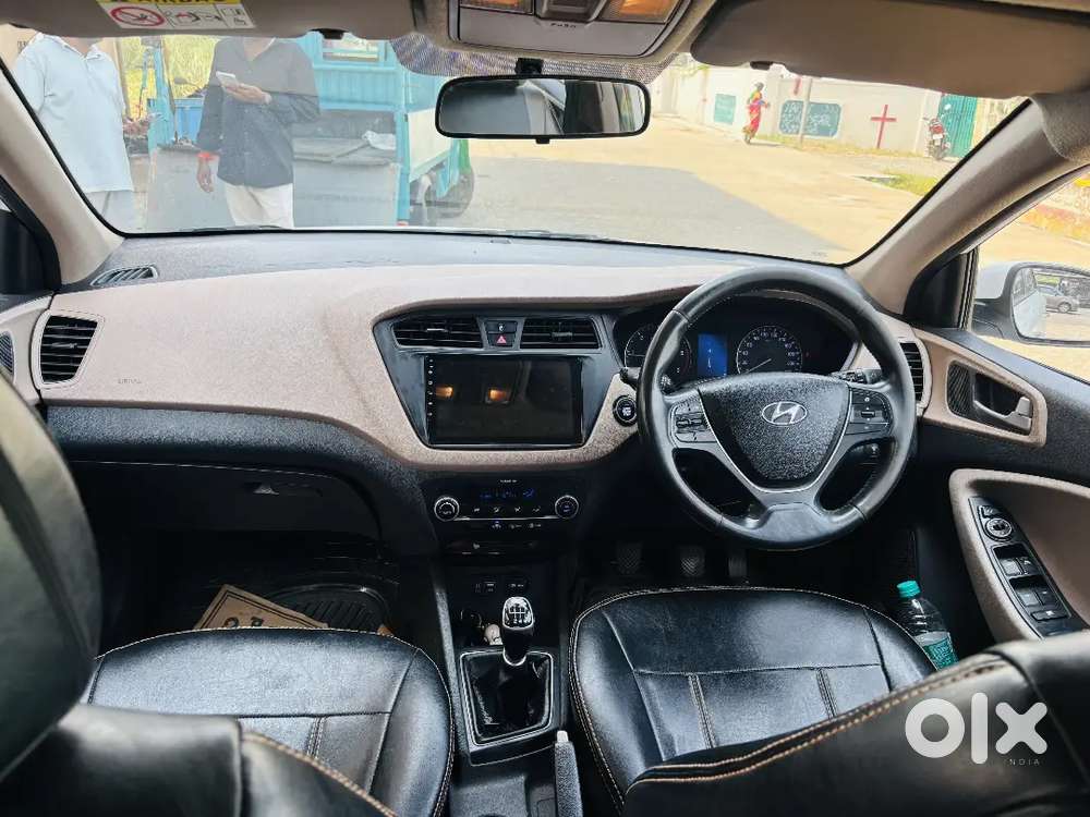 Hyundai I20 Asta 2017 6 Airbags