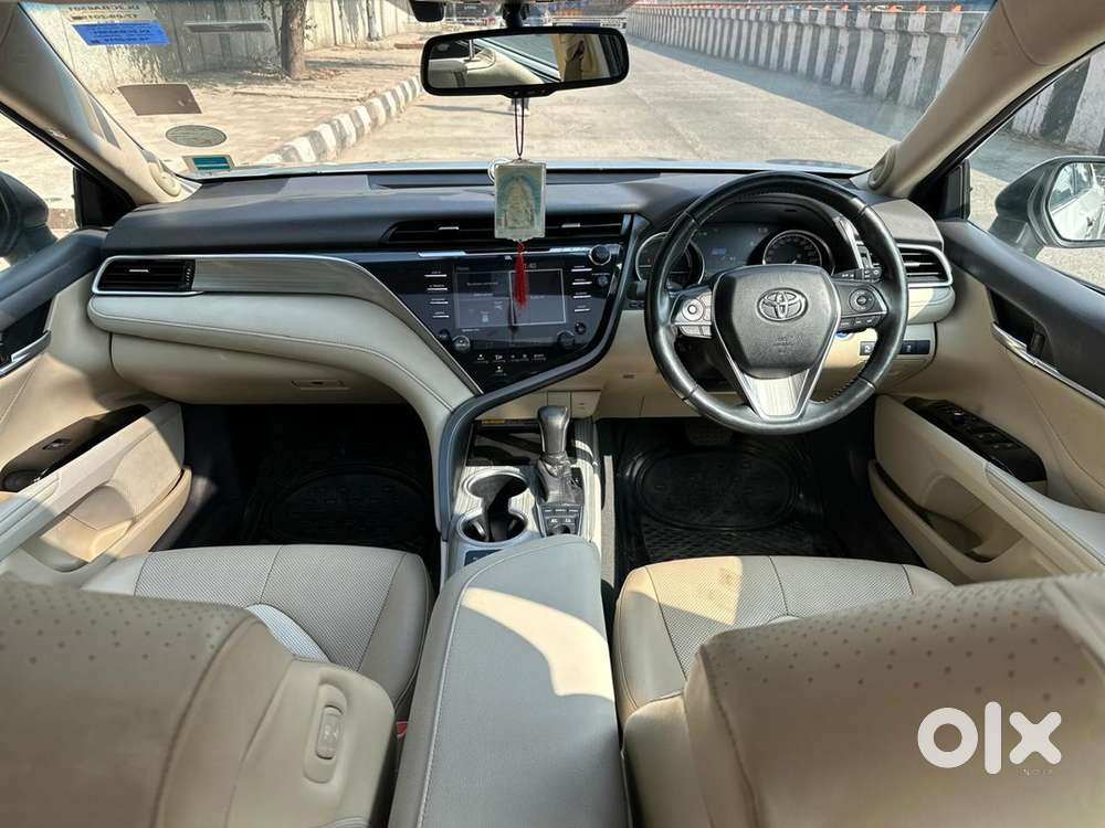 Toyota Camry Hybrid