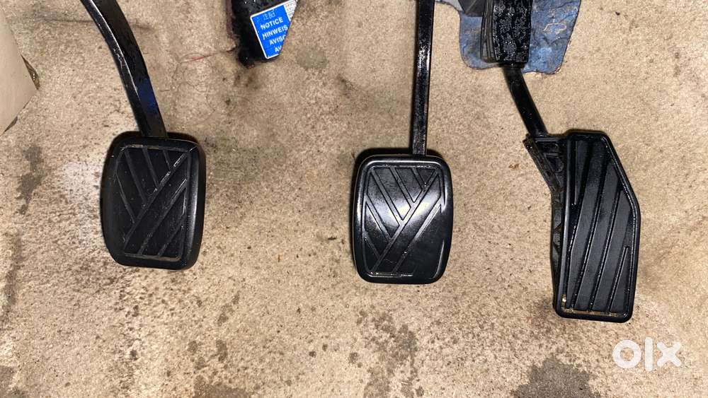 Maruti Suzuki Swift Dzire Zxi + Mt, 2017, Petrol