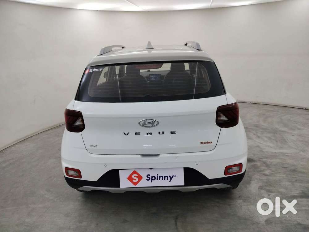 Hyundai Venue 1.0 Sx (o) Turbo Dct, 2022, Petrol