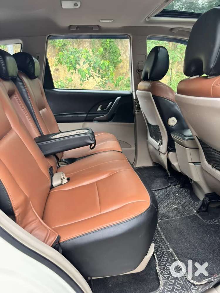 Mahindra Xuv500 W9 1.99, 2017, Diesel