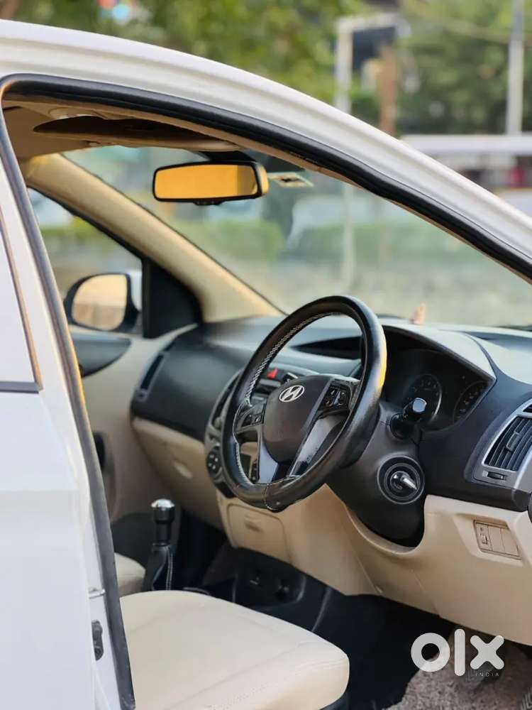 Hyundai I20 2014 Petrol Well Maintained