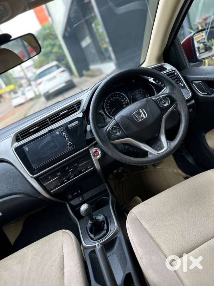 Honda City V Mt, 2017, Diesel