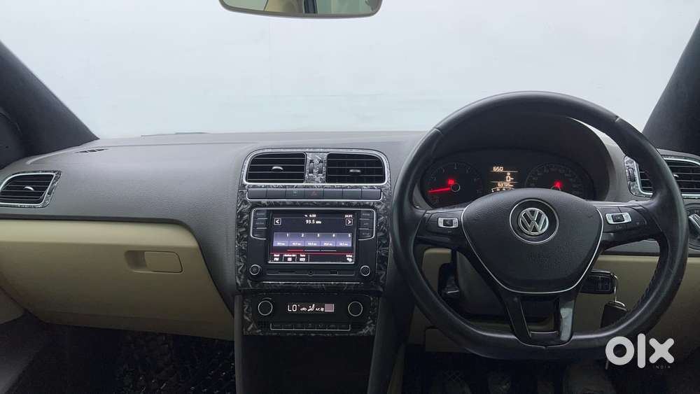 Volkswagen Vento Petrol Highline At, 2022, Petrol