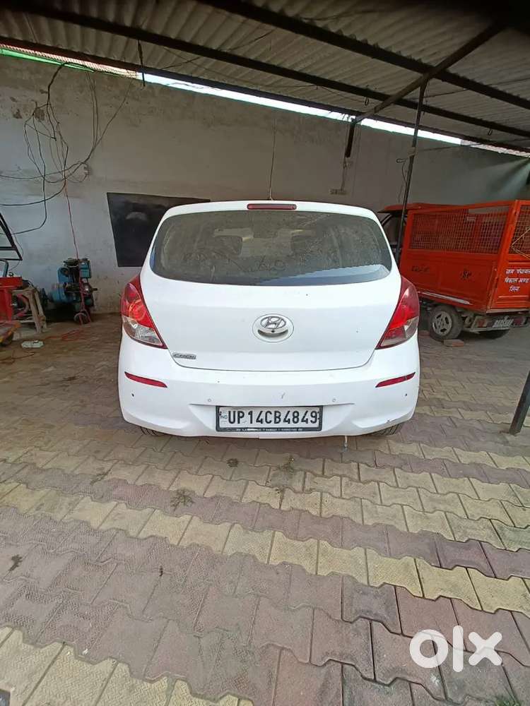 Hyundai I20 Spotz 2013 Moradabad Transfer