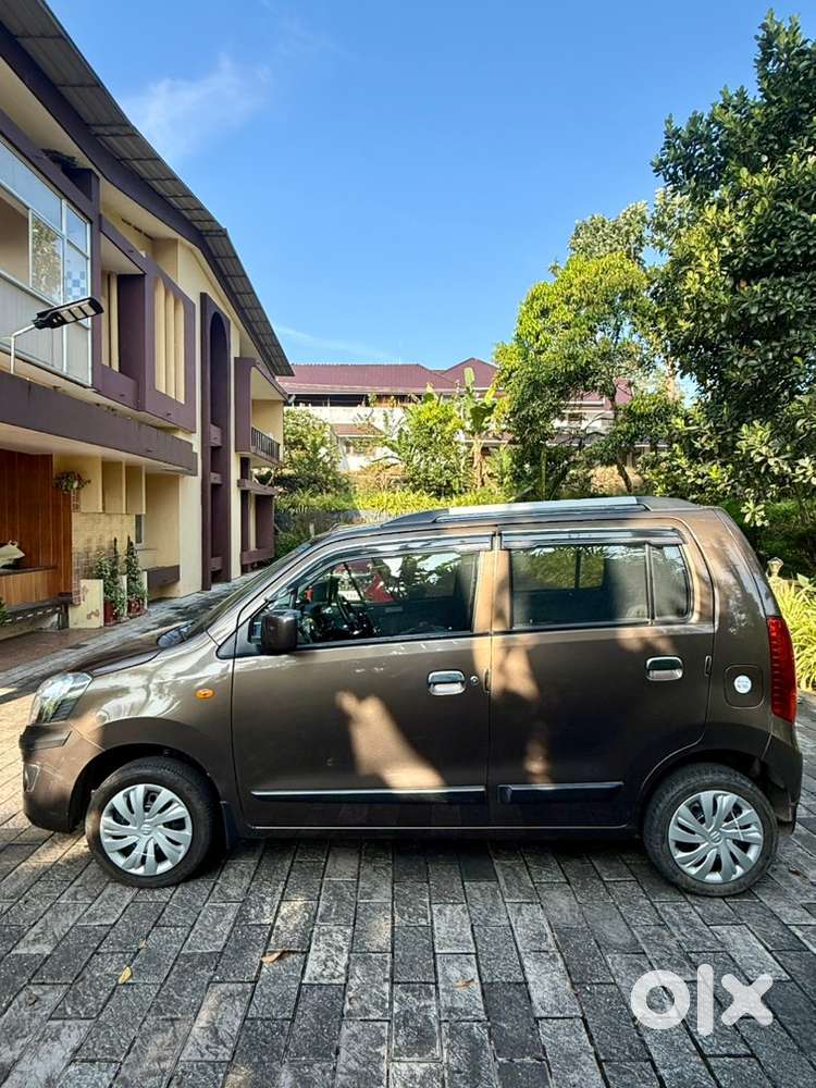 Doctor Driven Well Maintained Maruti Suzuki Wagon R 2016