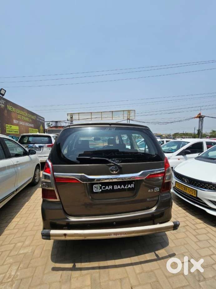 Toyota Innova 2.5 Gx (diesel) 8 Seater Bs Iv, 2016, Diesel