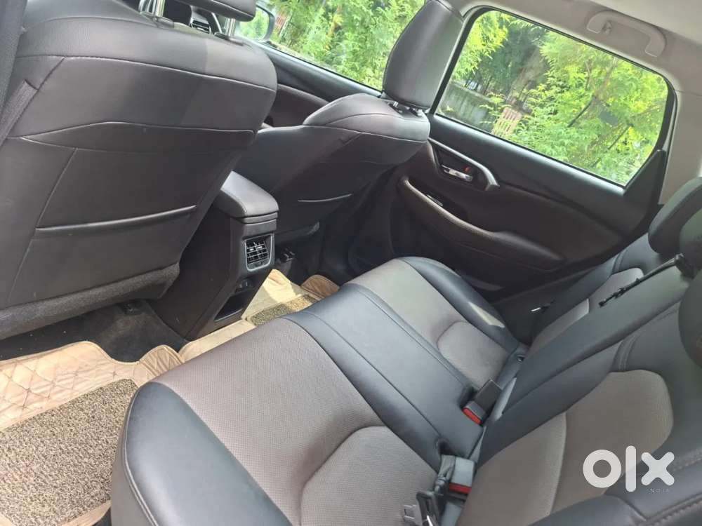 Toyota Urban Cruiser Hyryder 1.5 V Hybrid, 2024, Petrol