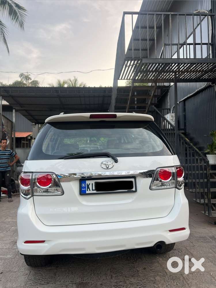 Toyota Fortuner 2012 Diesel 170000 Km Driven