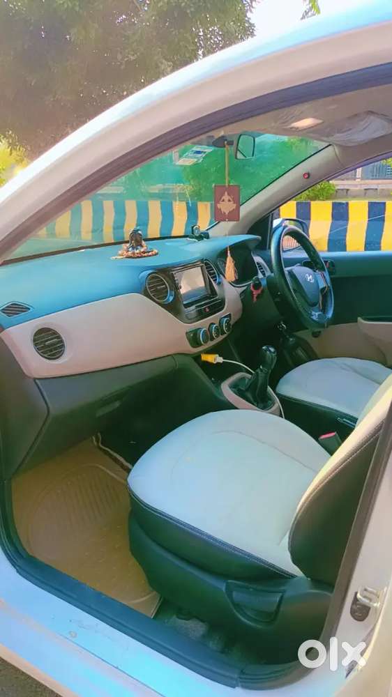 Good Condition And Singel Hand Use Office