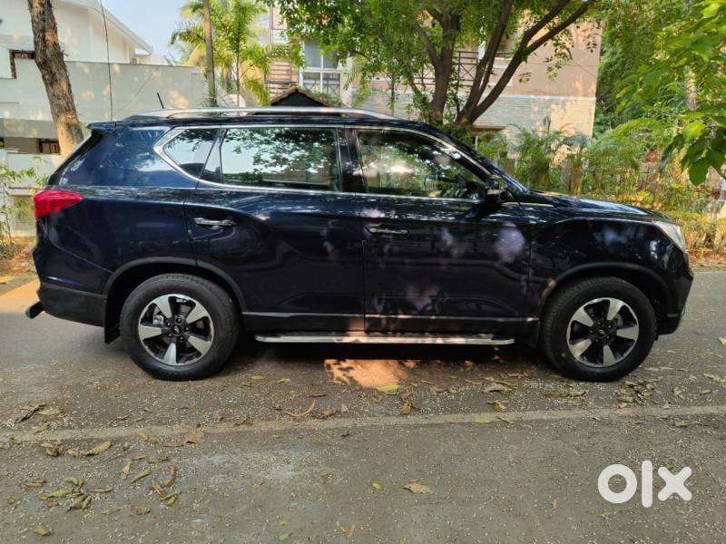 Mahindra Alturas G4 4x2 At, 2022, Diesel