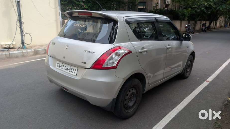 Maruti Suzuki Swift Vxi + Manual, 2015, Petrol