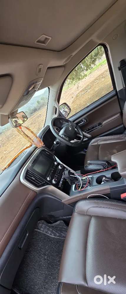 Mahindra Scorpio-n 2023 Petrol 37500 Km Driven