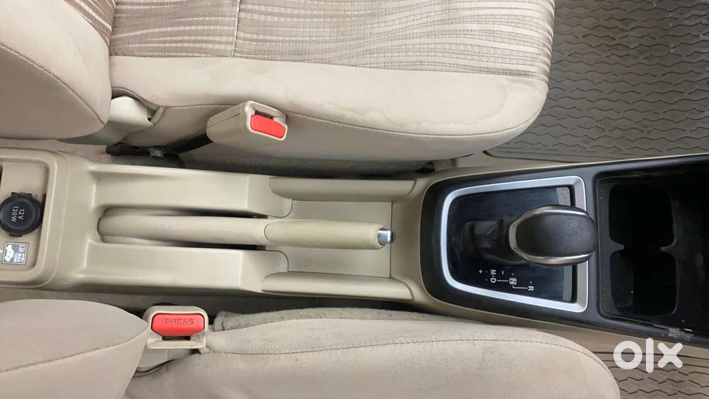 Maruti Suzuki Swift Dzire Amt Vdi, 2018, Diesel