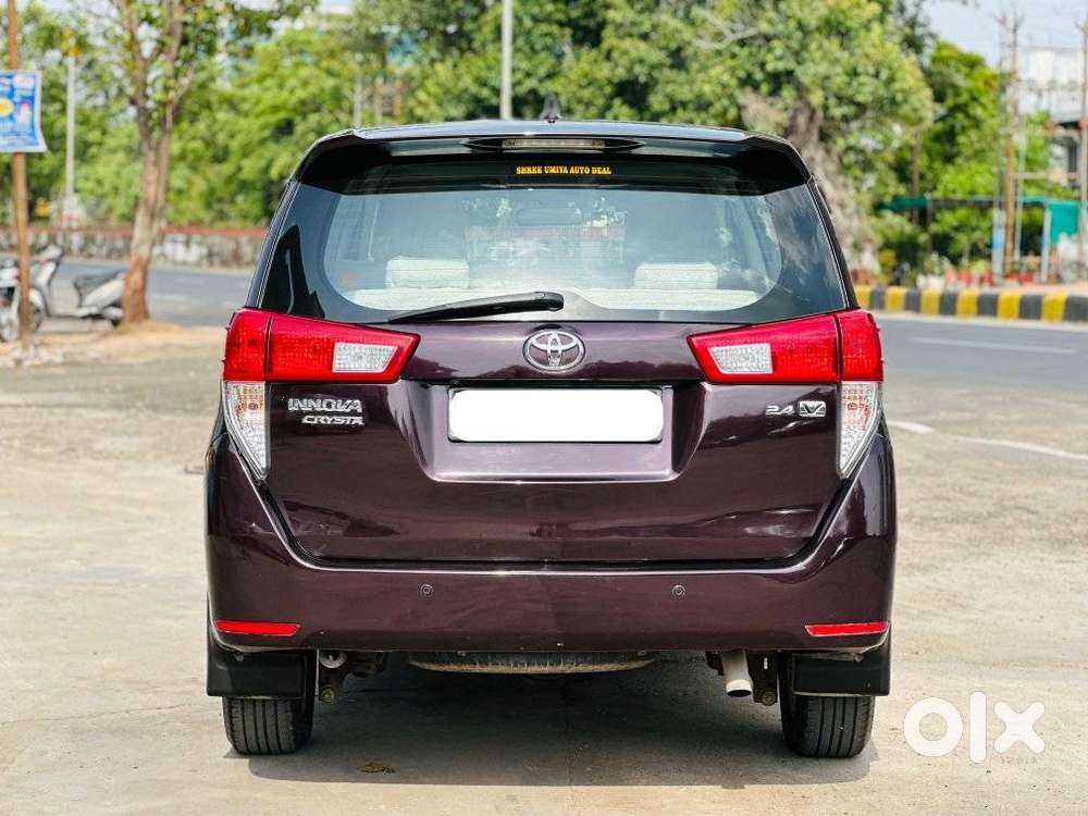 Toyota Innova Crysta 2.4 V 7 Str, 2016, Diesel
