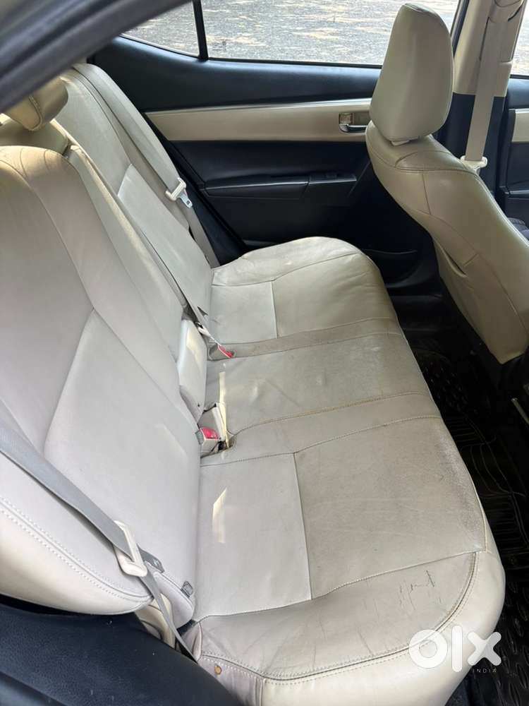 Toyota Corolla Altis 2016 1st Owner Petrol Automatic Vl 74000km