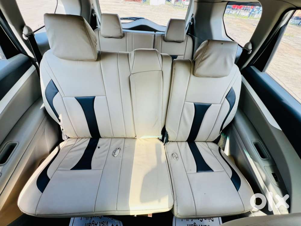 Mahindra Marazzo M6 8str, 2019, Diesel