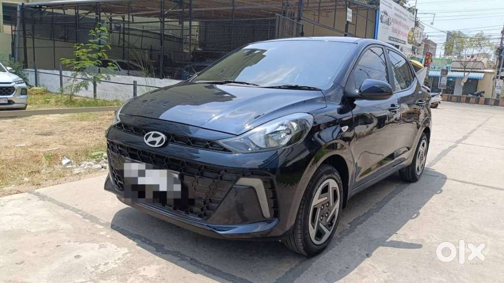 Hyundai Aura [2023-ongoing] 1.2 S Petrol Manual, 2025, Petrol