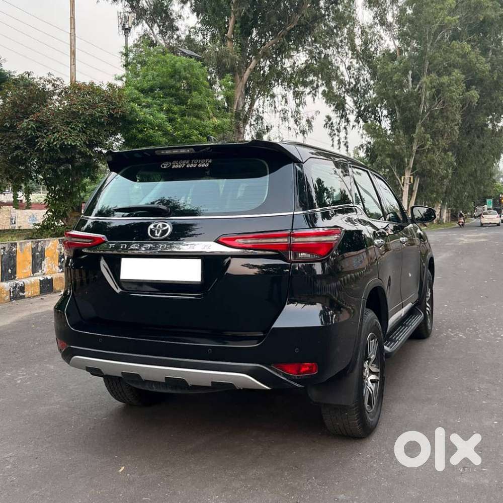 Toyota Fortuner 4x2 At 2.7 Petrol, 2022, Petrol