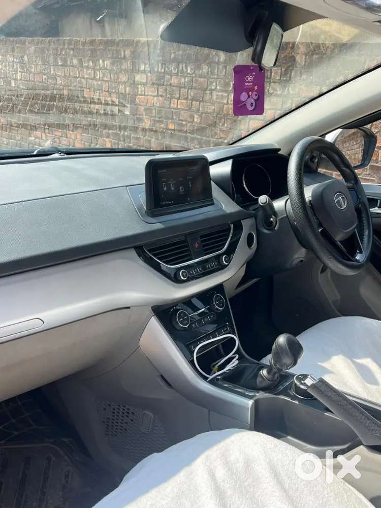 Tata Nexon 2018 Petrol Manual