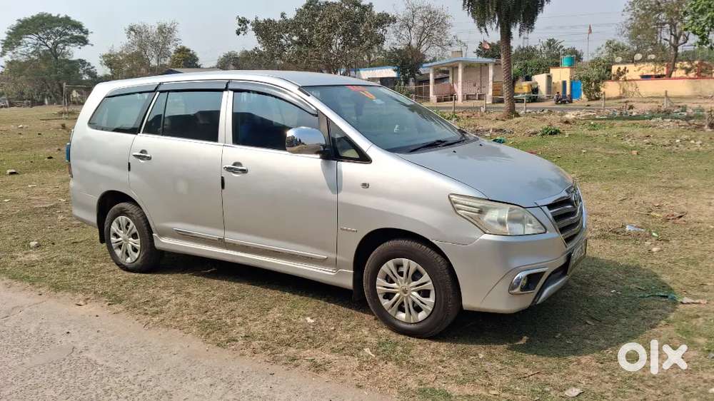 Toyota Innova Gx 2013