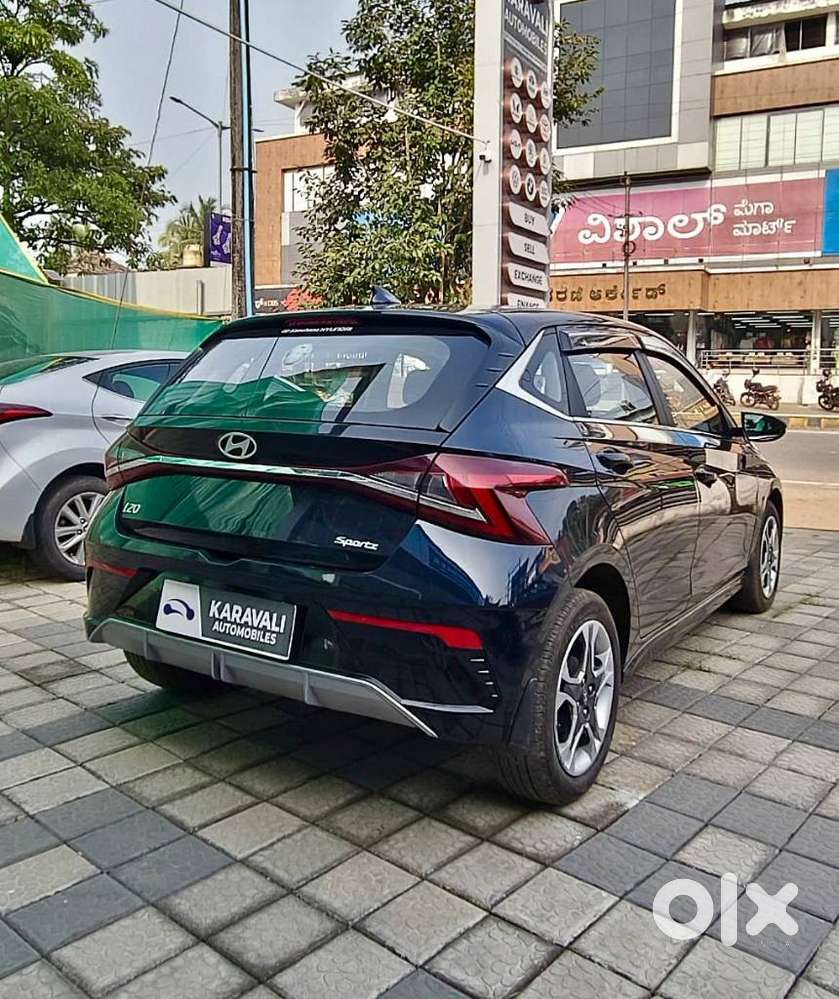 Hyundai I20 Sportz 1.2 Ivt, 2024, Petrol