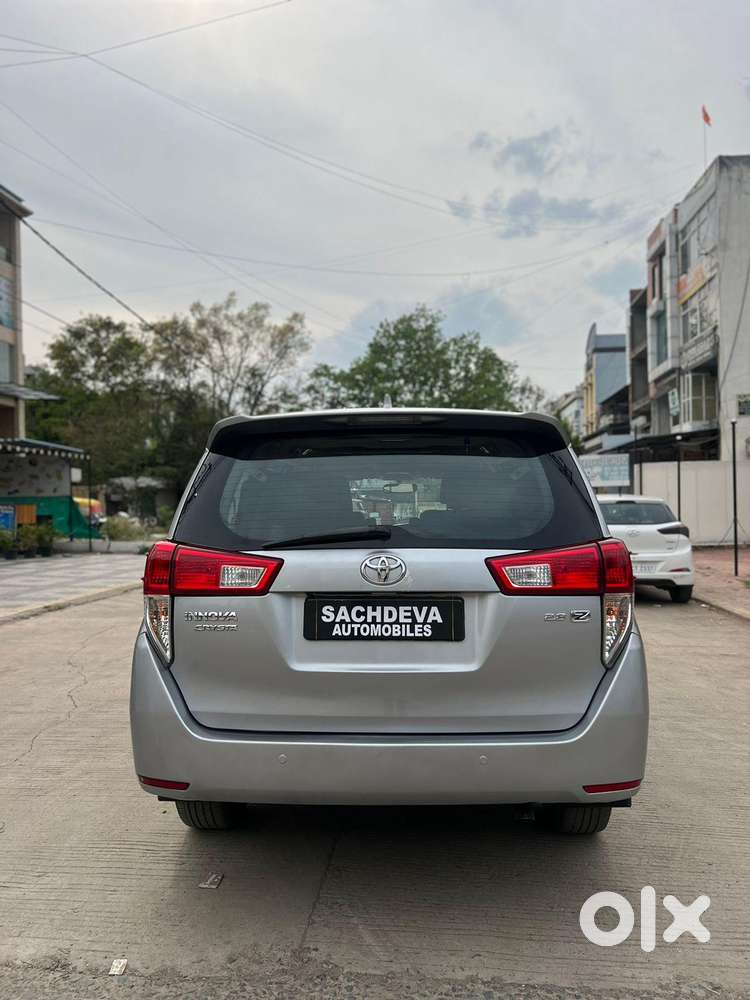 Toyota Innova Crysta 2.7 Zx At, 2016, Diesel