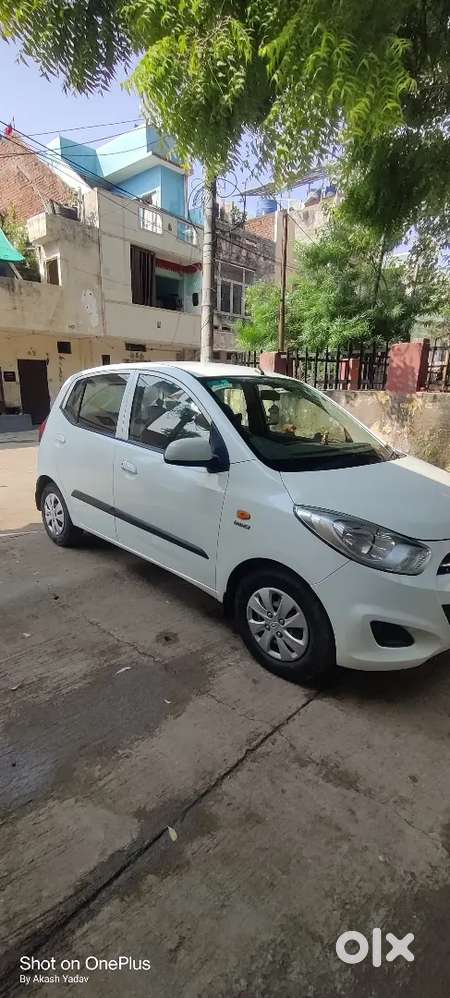 Hyundai I10 Magna 2012 Car