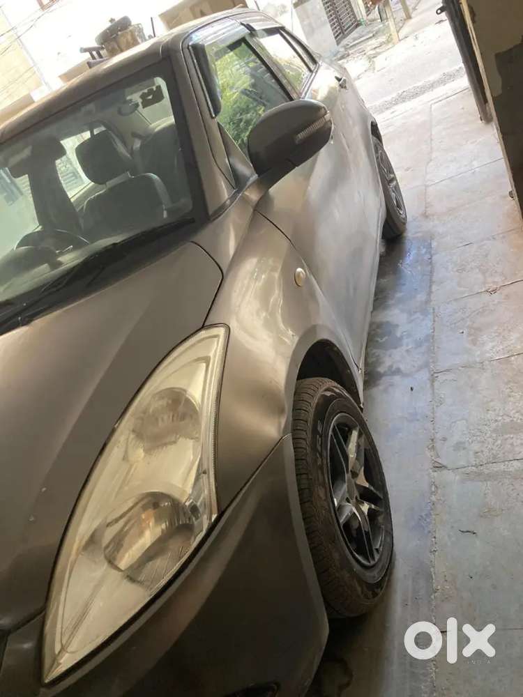 Maruti Suzuki Dzire 2015