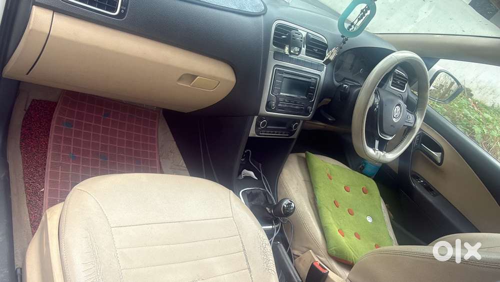 Volkswagen Polo 2015 Petrol 109000 Km Driven