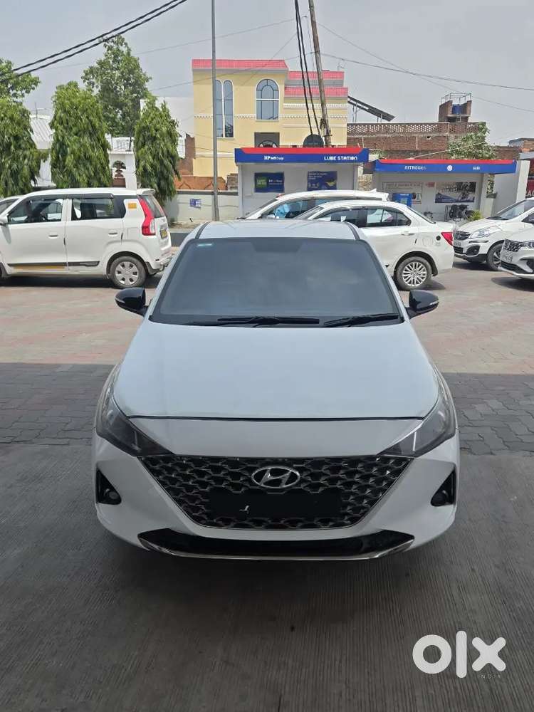 Hyundai Verna 2018 Diesel 73500 Km Driven