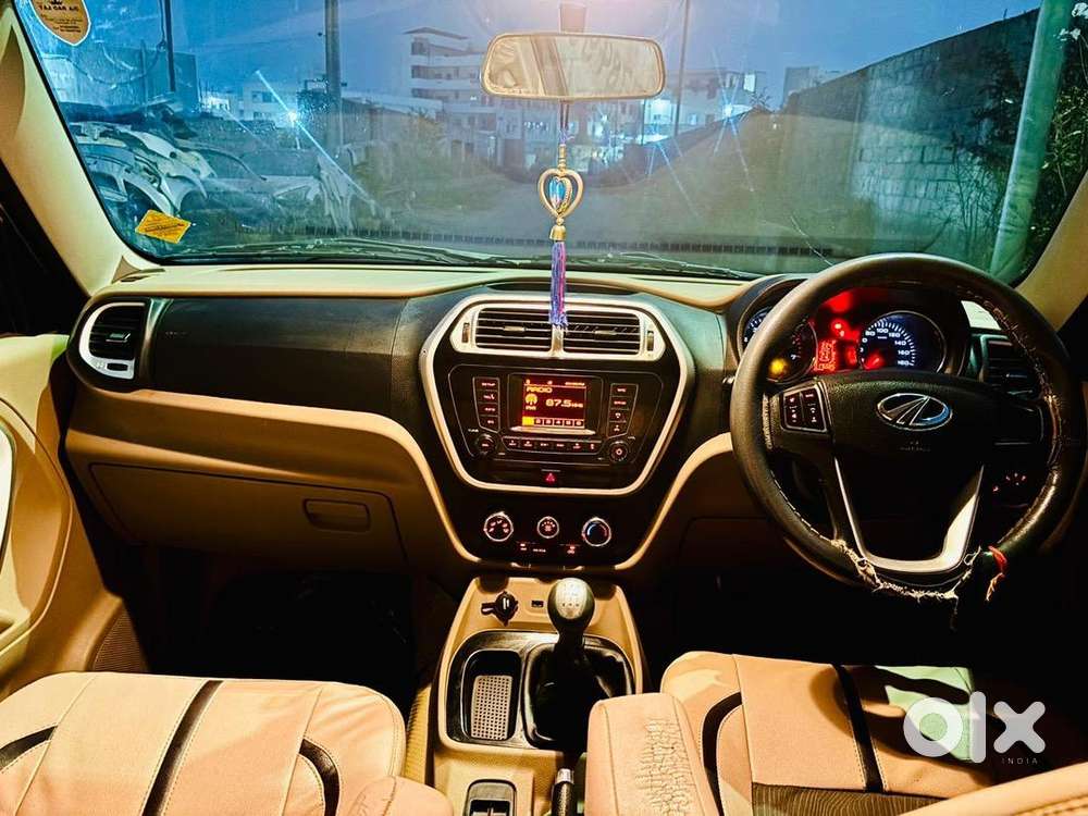 Mahindra Tuv 300 2015