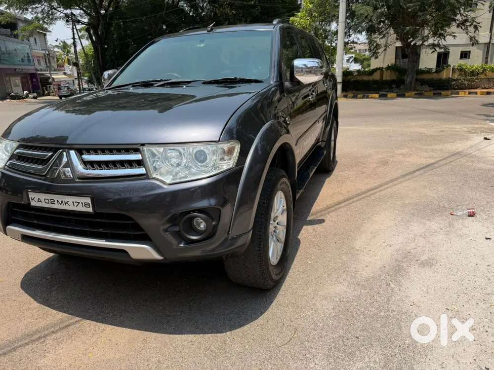Mitsubishi Pajero Sport 2015



Mitsubishi  Pajero