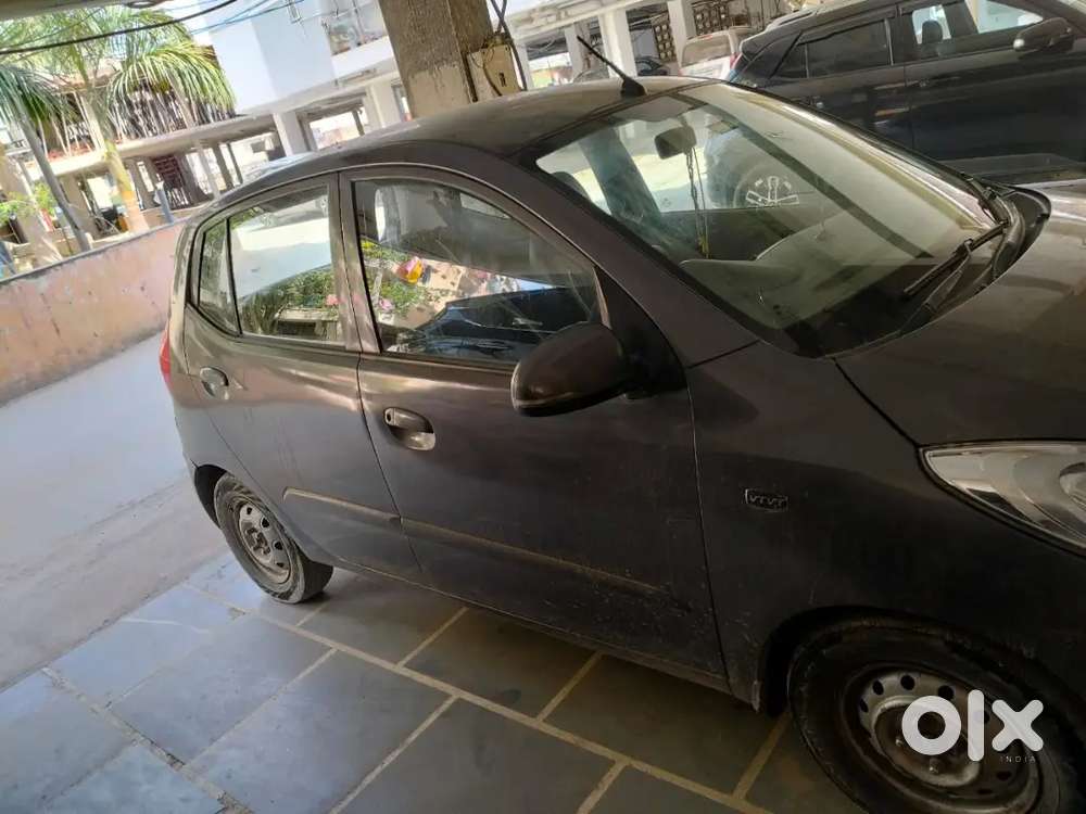 Hyundai I10 Sportz 2012 Best Condition, Tyre Also New Cng M 30 Km P1kg