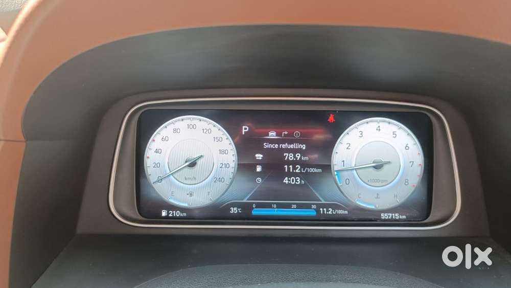 Hyundai Alcazar 2.0 Signature (o) Petrol At 6 Str, 2022, Petrol