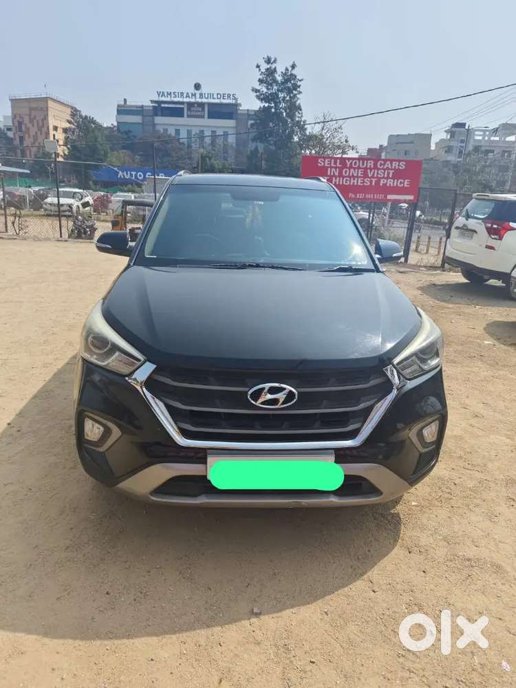 Hyundai Creta 2018 Petrol Automatic With Sunroof.
