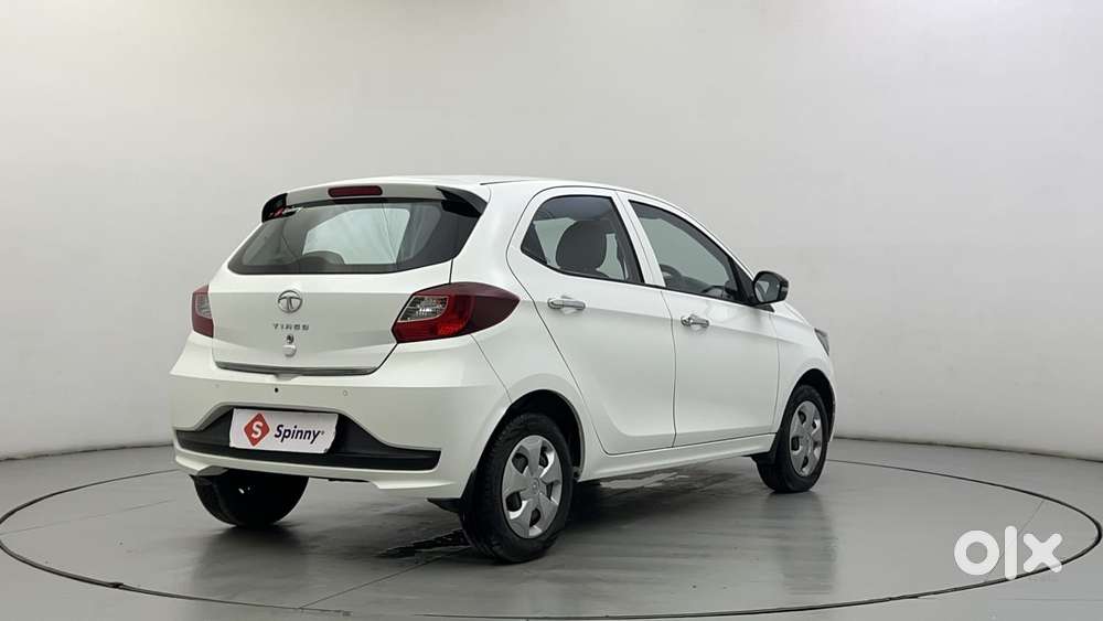 Tata Tiago 1.2 Revotron Xt Option, 2022, Petrol