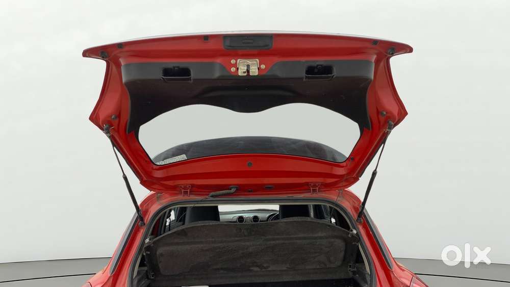 Maruti Suzuki Swift Amt Vxi, 2018, Petrol