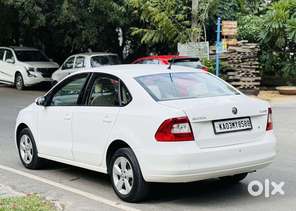 Skoda Rapid 1.6 Mpi Style, 2016, Petrol