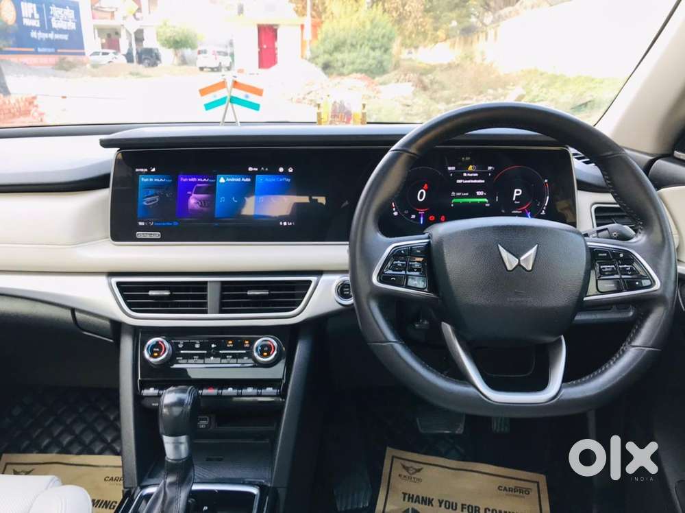 Mahindra Xuv700 2.2 Ax 7 Diesel At Luxury Pack Str, 2021, Diesel