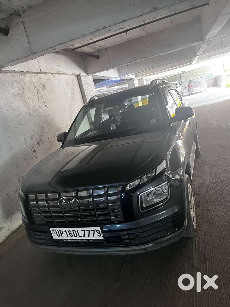 Hyundai Venue 2022 Petrol Good Condition