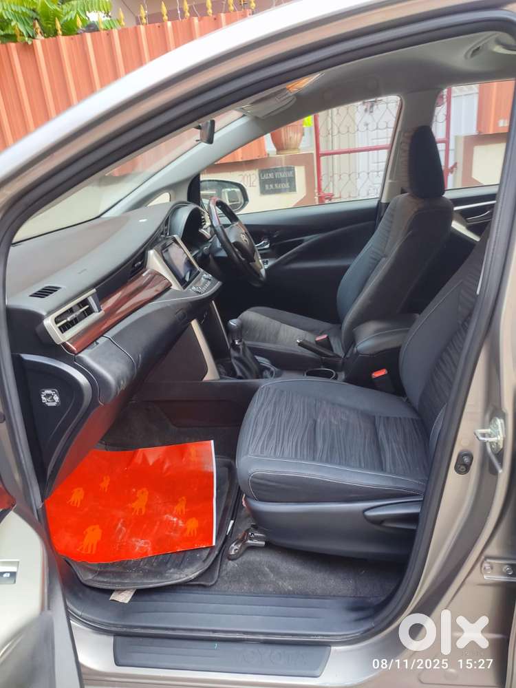 Toyota Innova Crysta 2.4 V, 2017, Diesel