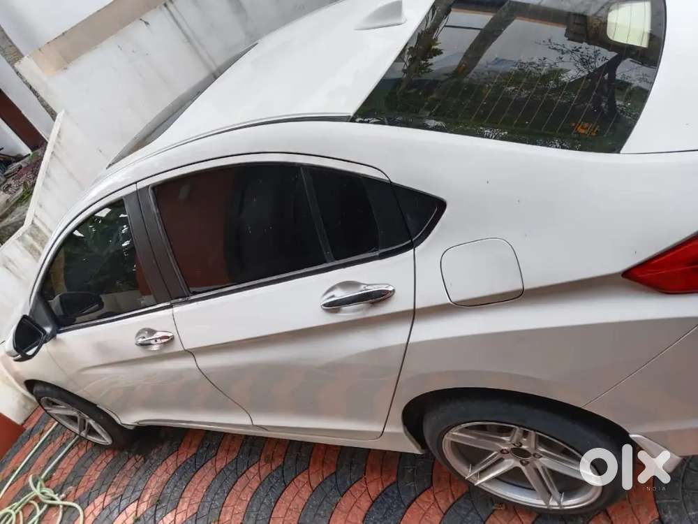 Honda City 2014 ( Re Registration)