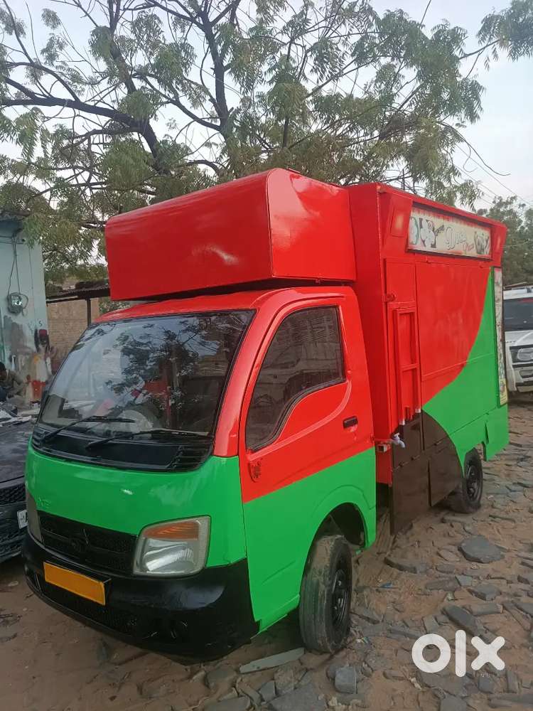 Newly Food truck for rent