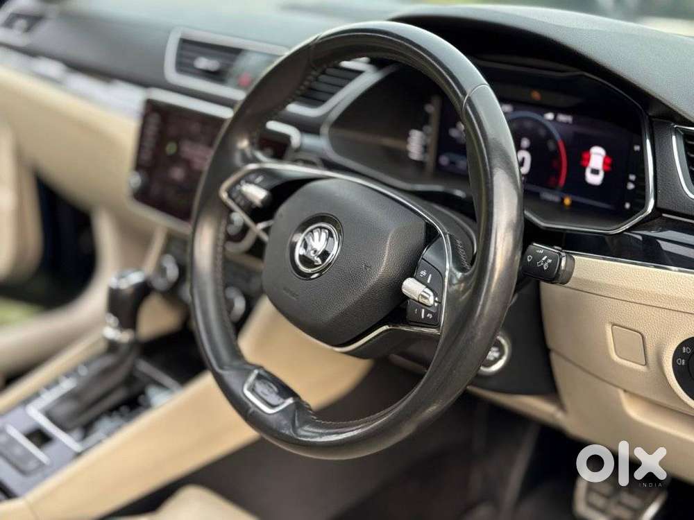 Skoda Superb Laurin And Klement 1.8, 2022, Petrol