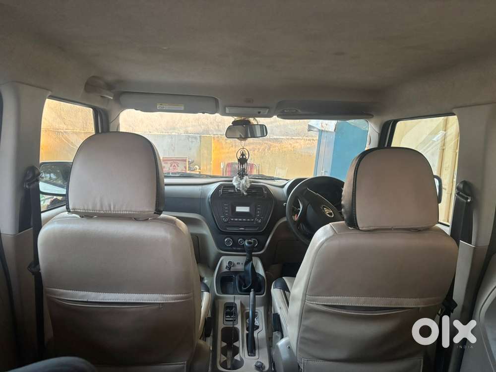 Mahindra Tuv 300 2017