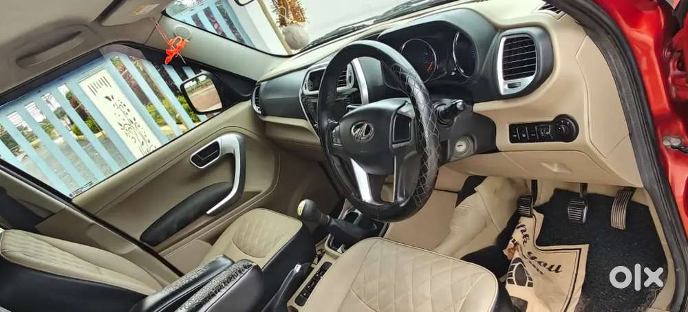 Mahindra Tuv 300 2018